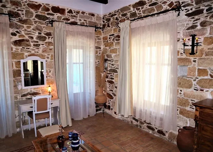 Saint George Valsamitis Superior Daire Katápola