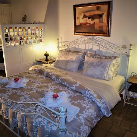 Saint George Valsamitis Superior Apartment Katapola