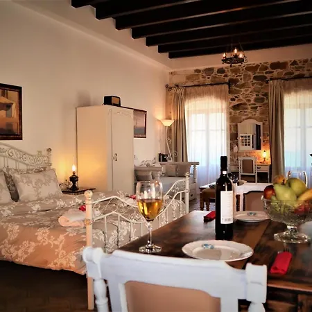 Saint George Valsamitis Superior קטאפולה