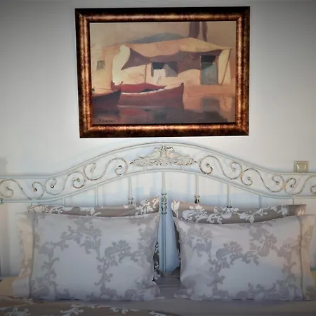 Saint George Valsamitis Superior Apartment